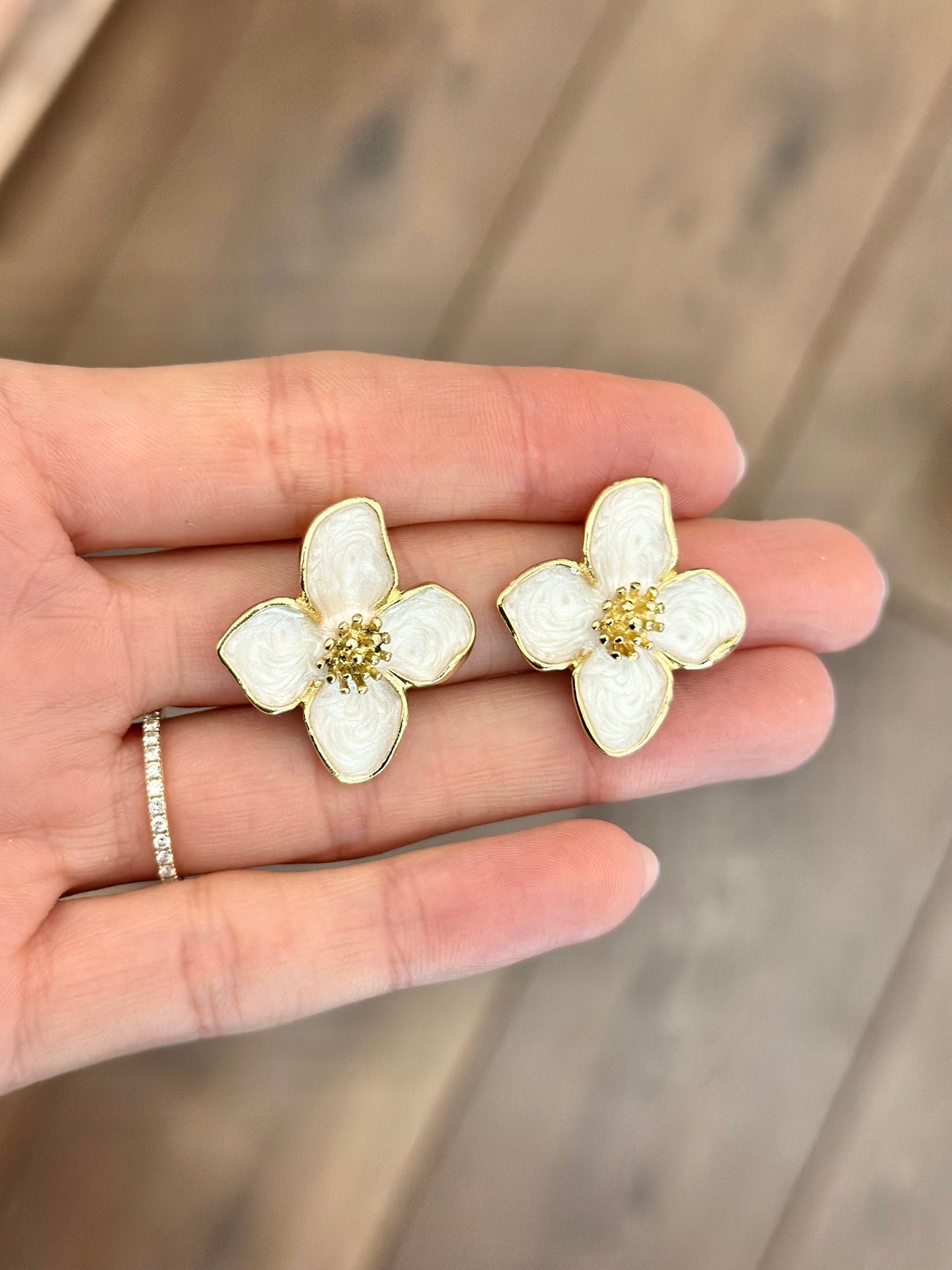 Aretes Lilith