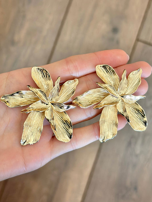 Aretes Lirios