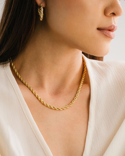 Lia Chain