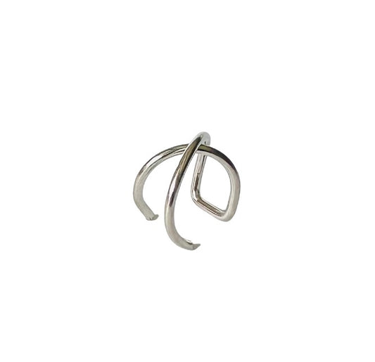 Valentina Earcuff